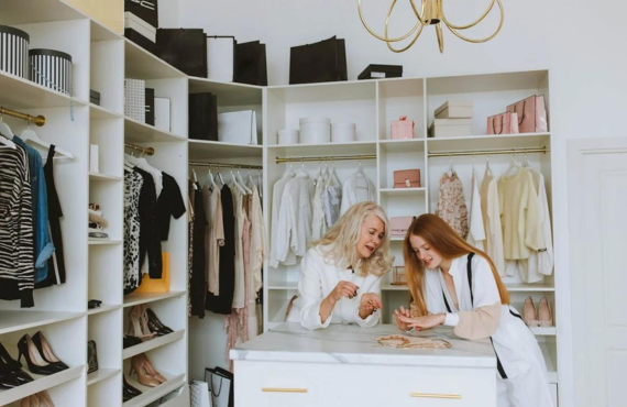 The Ultimate Guide to Building a Capsule Wardrobe with Luxury Pieces