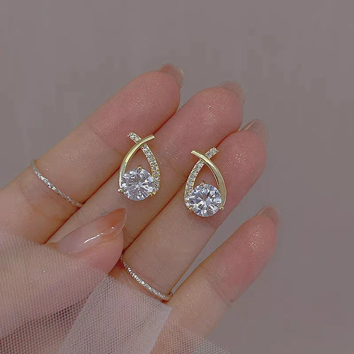 Shiny Micro-inlaid Rhinestone Earrings Ladies Fashion Delicate