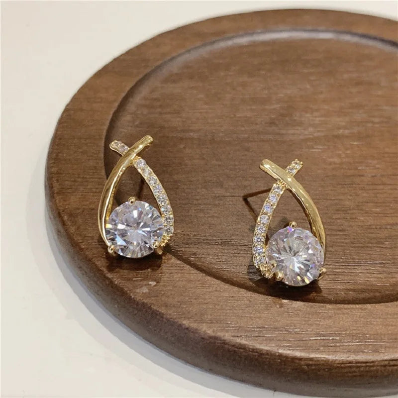 Shiny Micro-inlaid Rhinestone Earrings Ladies Fashion Delicate